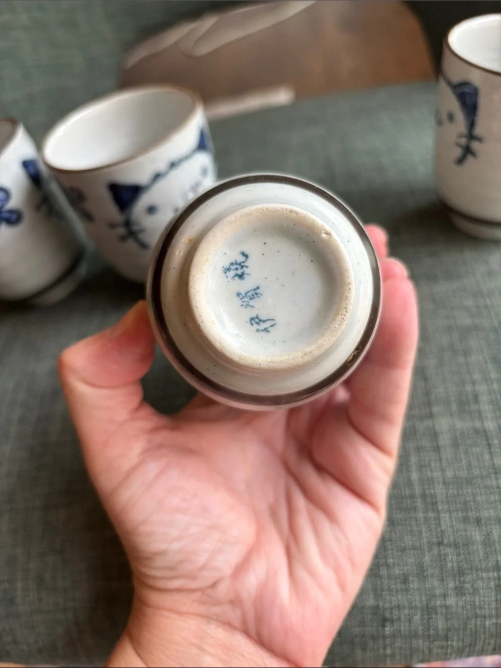 Japanese cat Handmade Ceramic kitty adorable tea Sake Cups Set of 4 cute signed